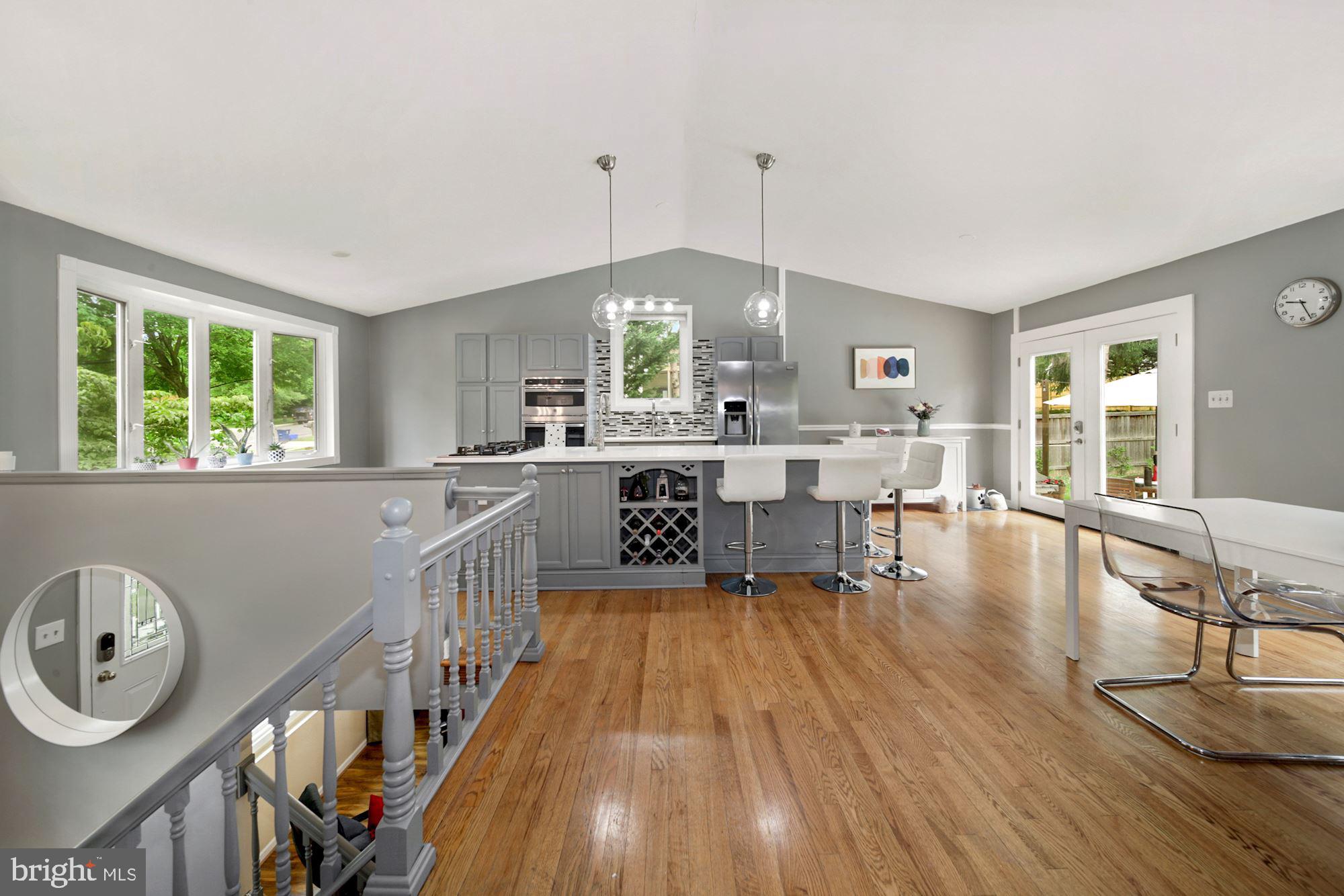 1913 Queensguard Road Silver Spring, MD 20906 - Photo 6 of 37