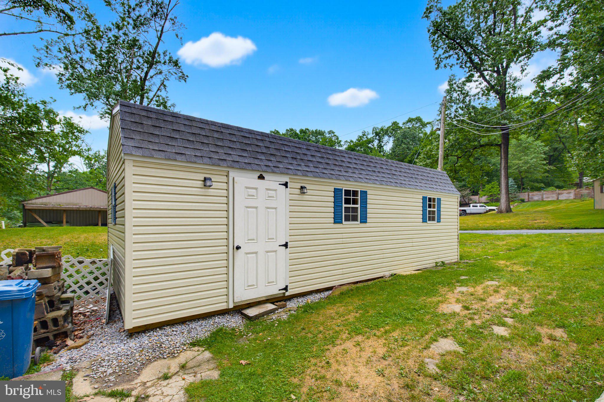 1607 Holtz Road Enola, PA 17025 - Photo 31 of 39