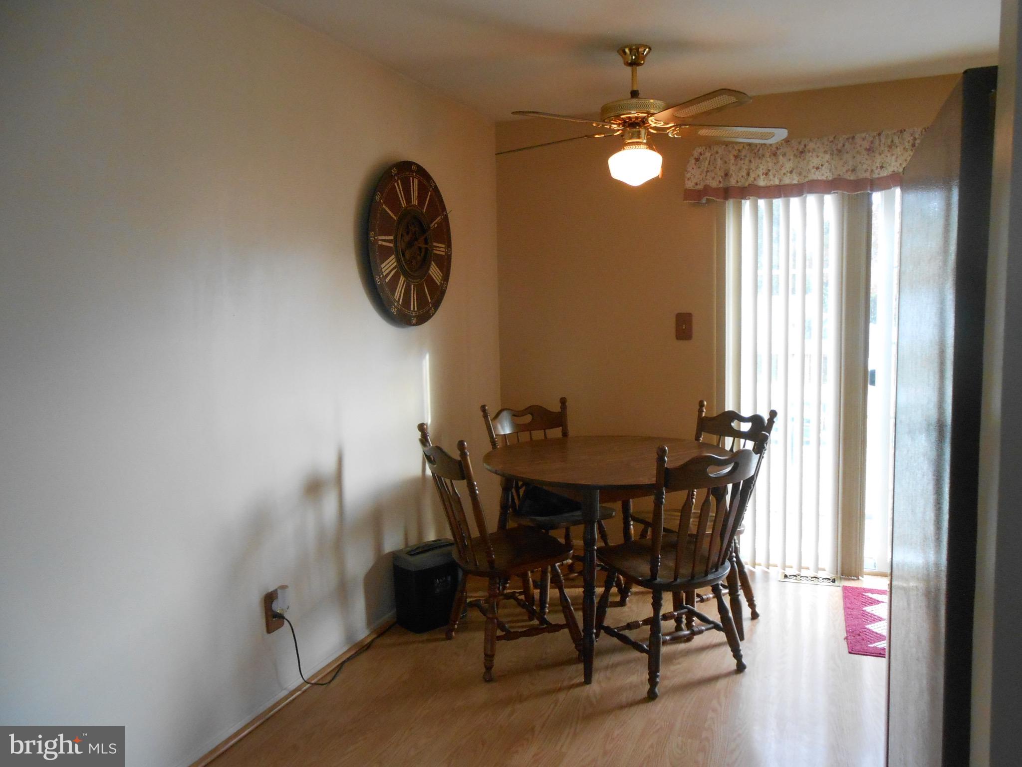 7121 Oliver Beach Road Baltimore, MD 21220 - Photo 18 of 25 EAT-IN AREA OF KITCHEN