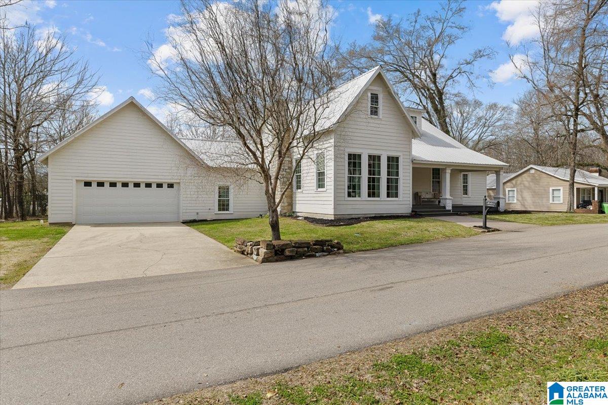 251 Robinson Street Springville, AL 35146 - Photo 3 of 59
