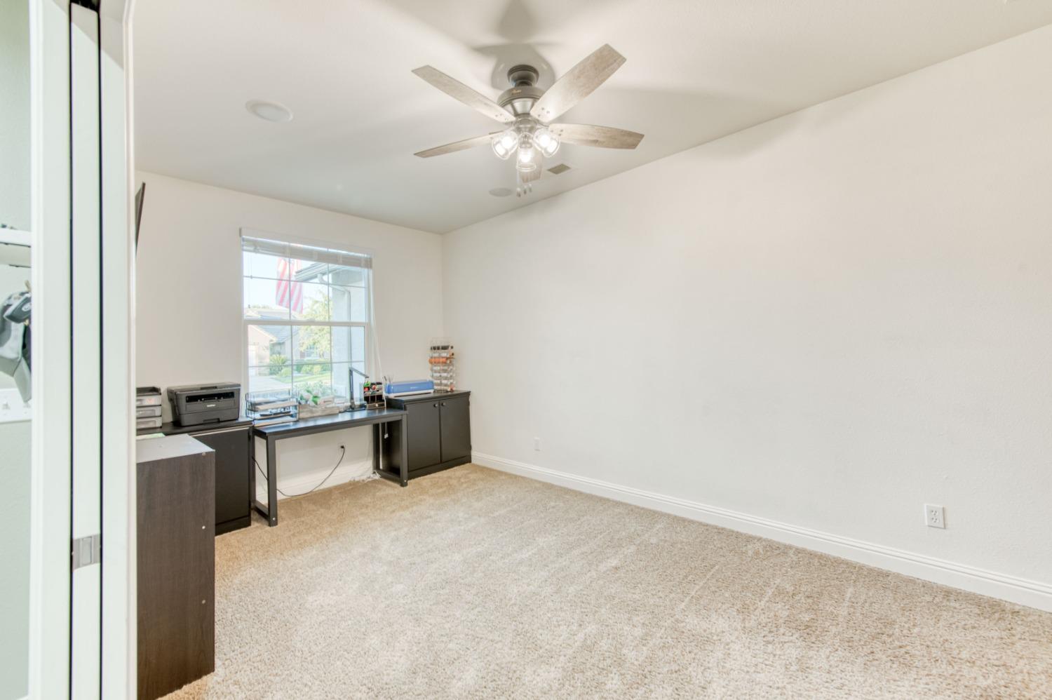 3334 Bellaire Avenue Clovis, CA 93619 - Photo 26 of 54