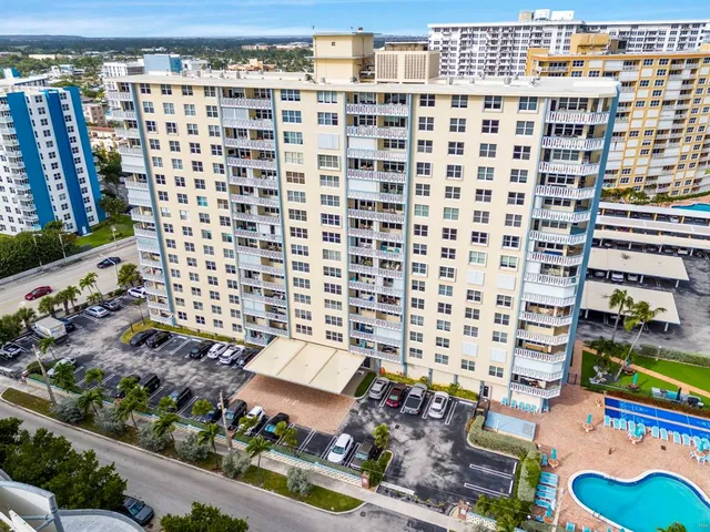 $465,000 | 305 North Pompano Beach Boulevard, Unit 510, Pompano Beach, FL 33062