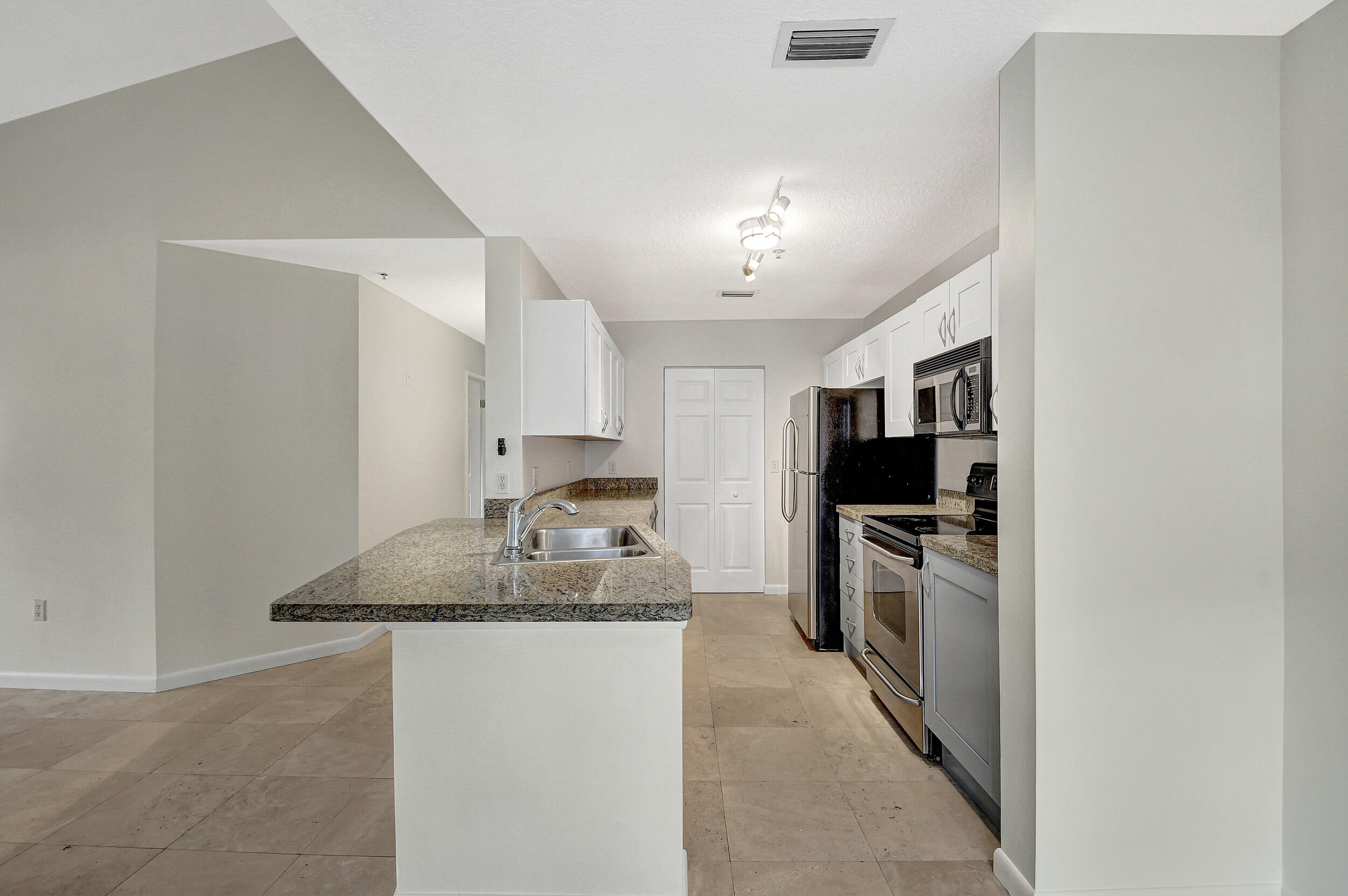 3153 Clint Moore Road, Unit 202 Boca Raton, FL 33496 - Photo 10 of 49 25_dsc_9964