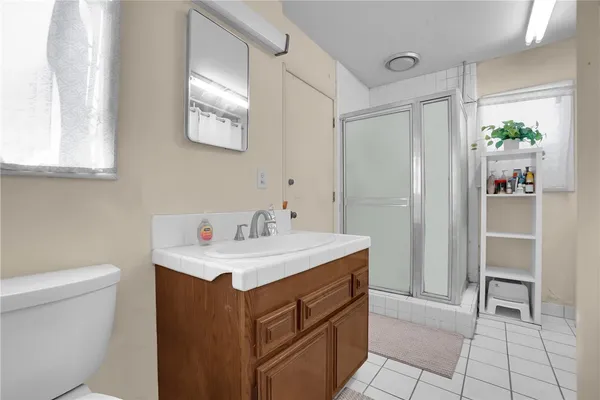 a view of utility room