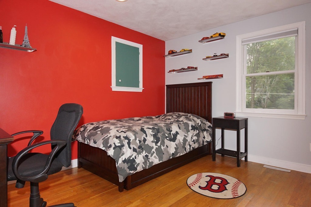 27 Griscom Road Sudbury, MA 01776 - Photo 12 of 27
