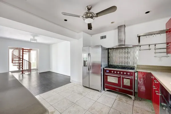 $4,990 | 1919 West McKinney Street, Houston, TX 77019