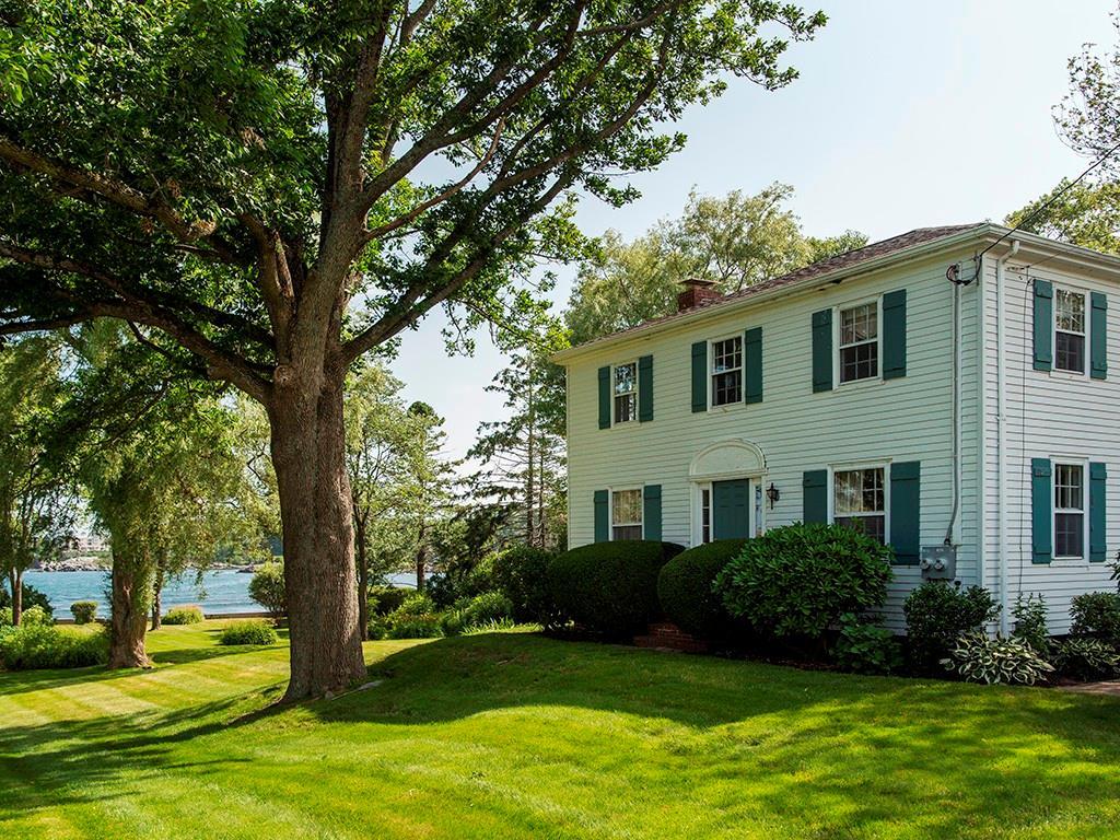 13 Lawson Road Cape Elizabeth, ME 04107 - Photo 2 of 33 Exterior Front