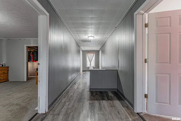 $107,000 | 207 North Lafayette Street, Mount Pulaski, IL 62548