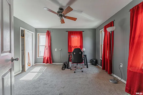 $107,000 | 207 North Lafayette Street, Mount Pulaski, IL 62548