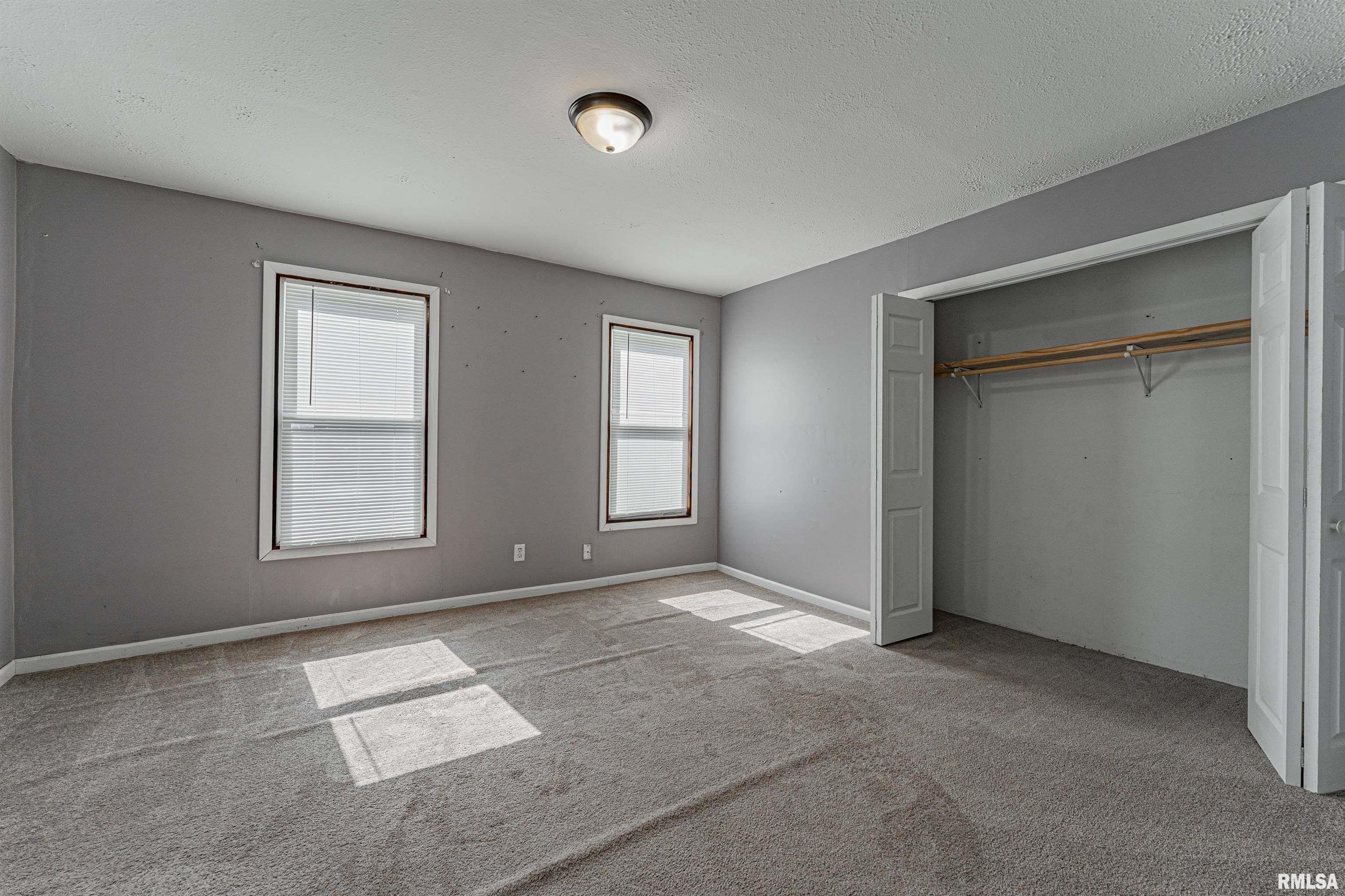 207 North Lafayette Street Mount Pulaski, IL 62548 - Photo 20 of 25