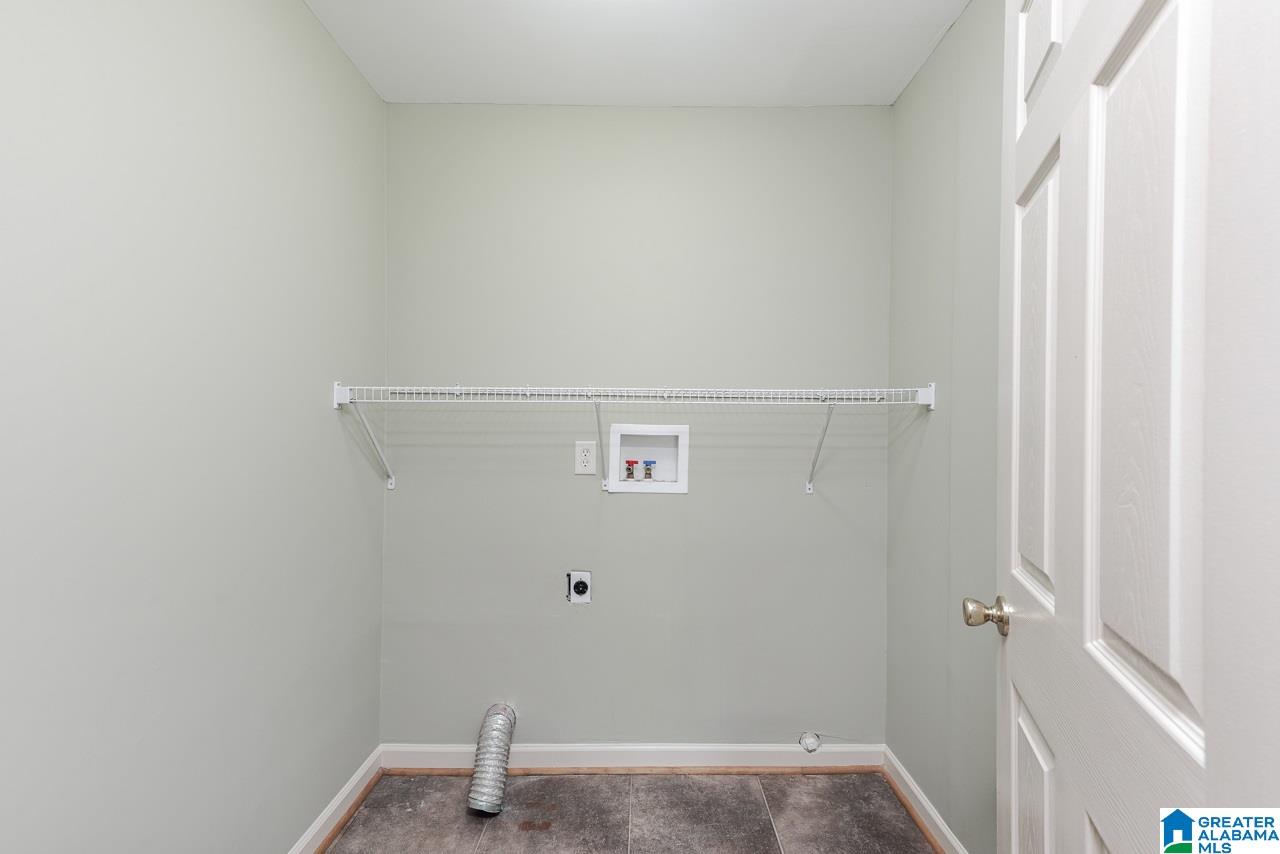 310 Mardis Lane Alabaster, AL 35007 - Photo 11 of 34