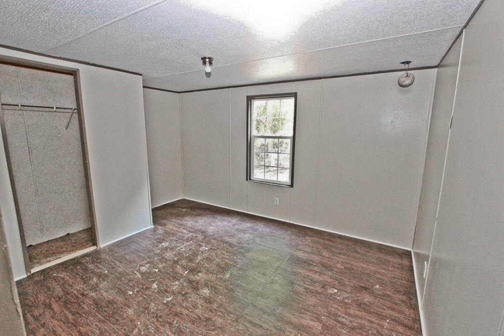 1301 Ridge Hollow Road Del Rio, TN 37727 - Photo 18 of 26 Gallery Image 18
