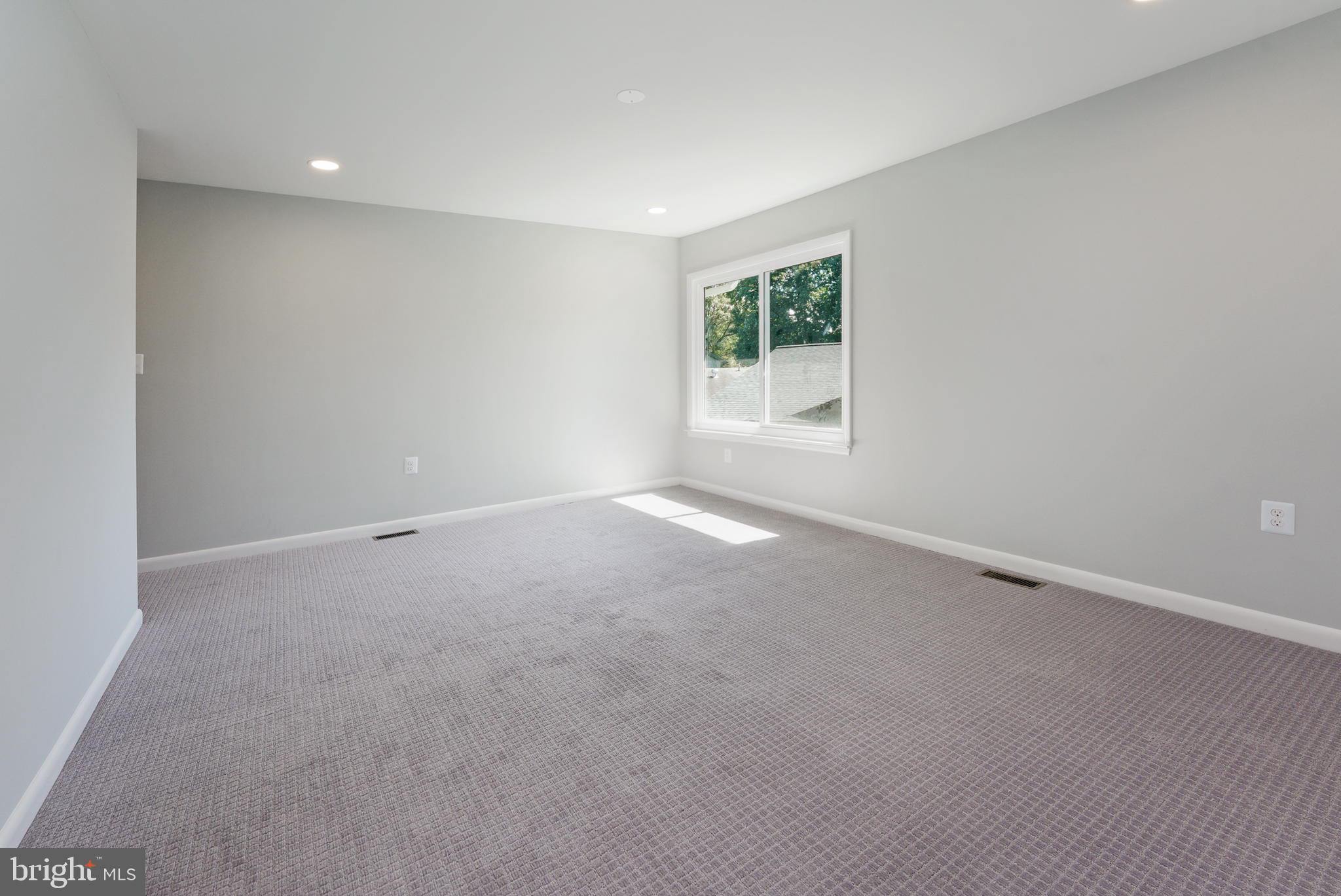 5901 Lovejoy Court Springfield, VA 22152 - Photo 13 of 35 Gallery Image 13