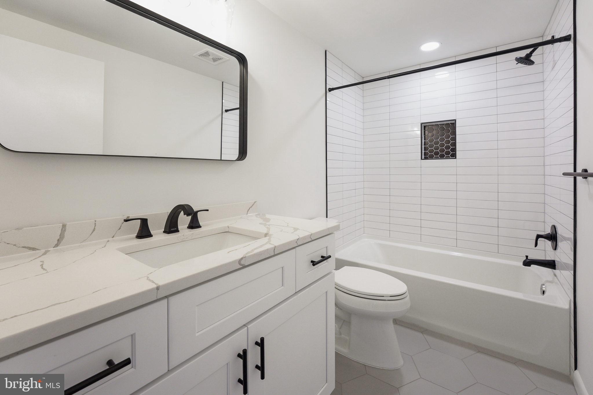 5901 Lovejoy Court Springfield, VA 22152 - Photo 19 of 35 Gallery Image 19