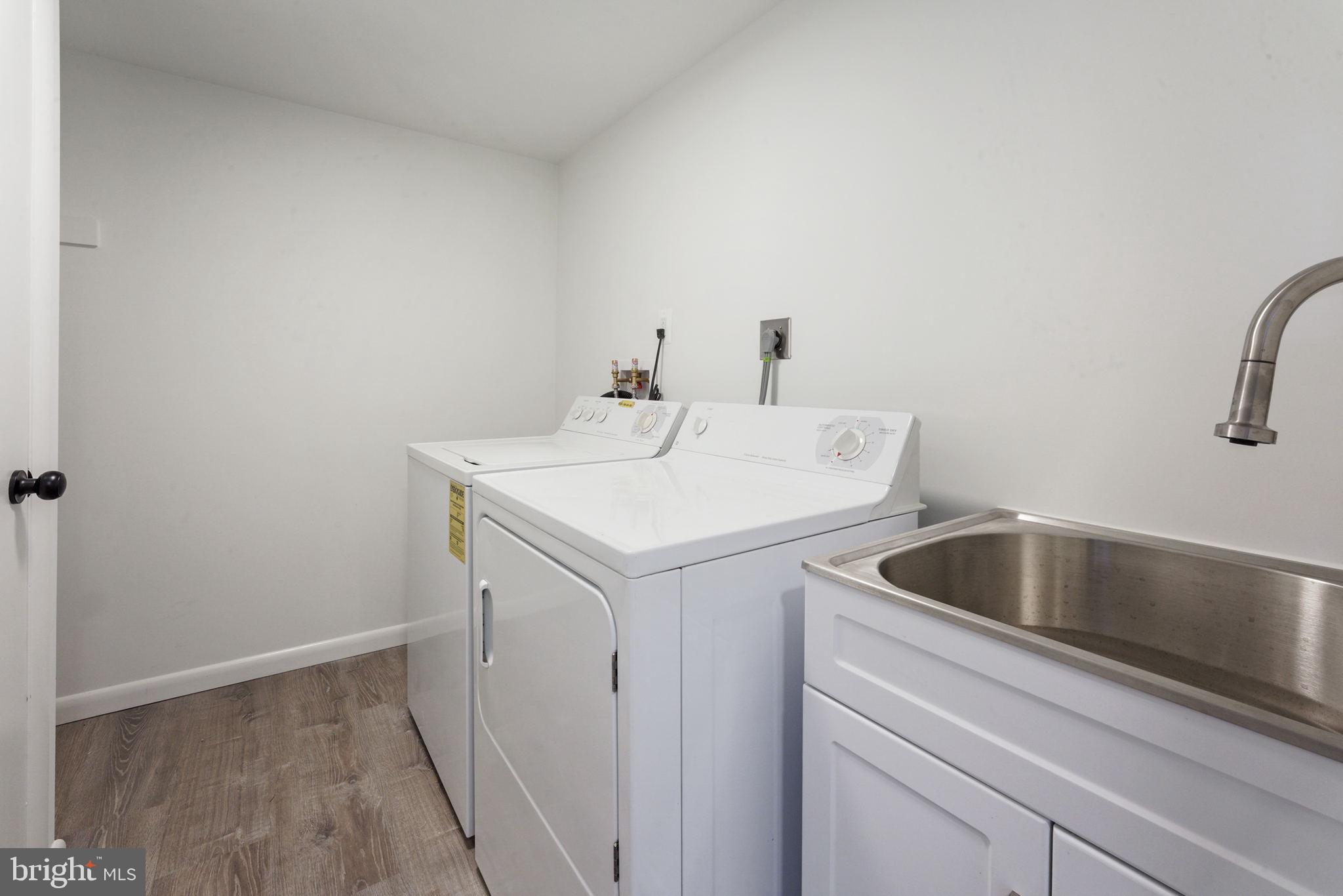 5901 Lovejoy Court Springfield, VA 22152 - Photo 29 of 35 Gallery Image 29