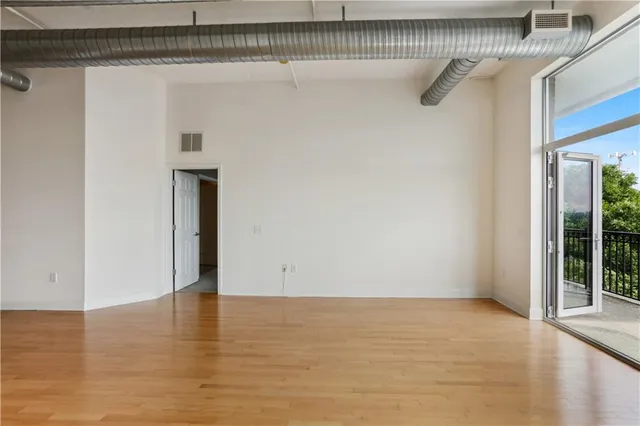 $2,500 | 3820 Roswell Road Northeast, Unit 610, Atlanta, GA 30342