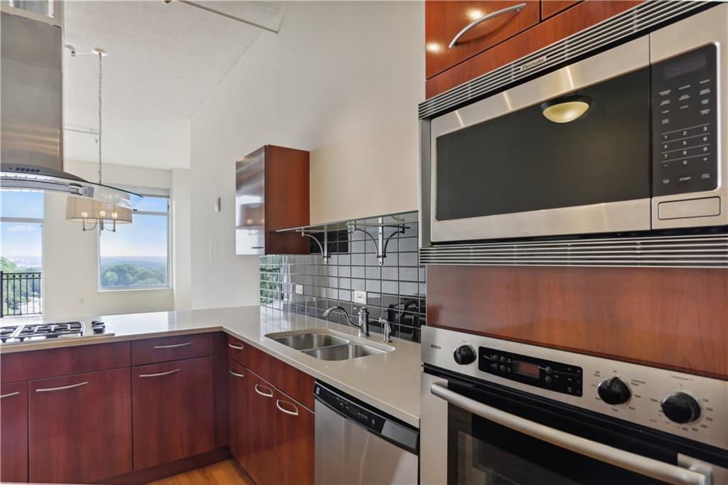 3820 Roswell Road Northeast, Unit 610 Atlanta, GA 30342 - Photo 7 of 31