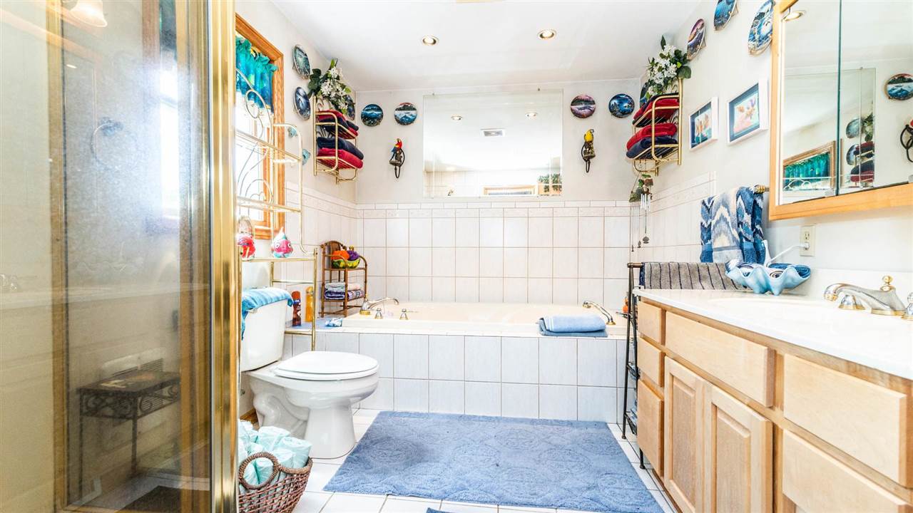 5657 Greenwood Road Avoca, MI 48006 - Photo 44 of 67 50084391-43.JPG