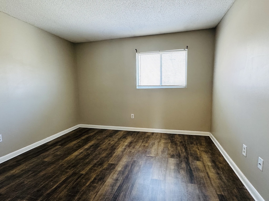 5455 North Main Street, Unit 4E Fall River, MA 02720 - Photo 13 of 20