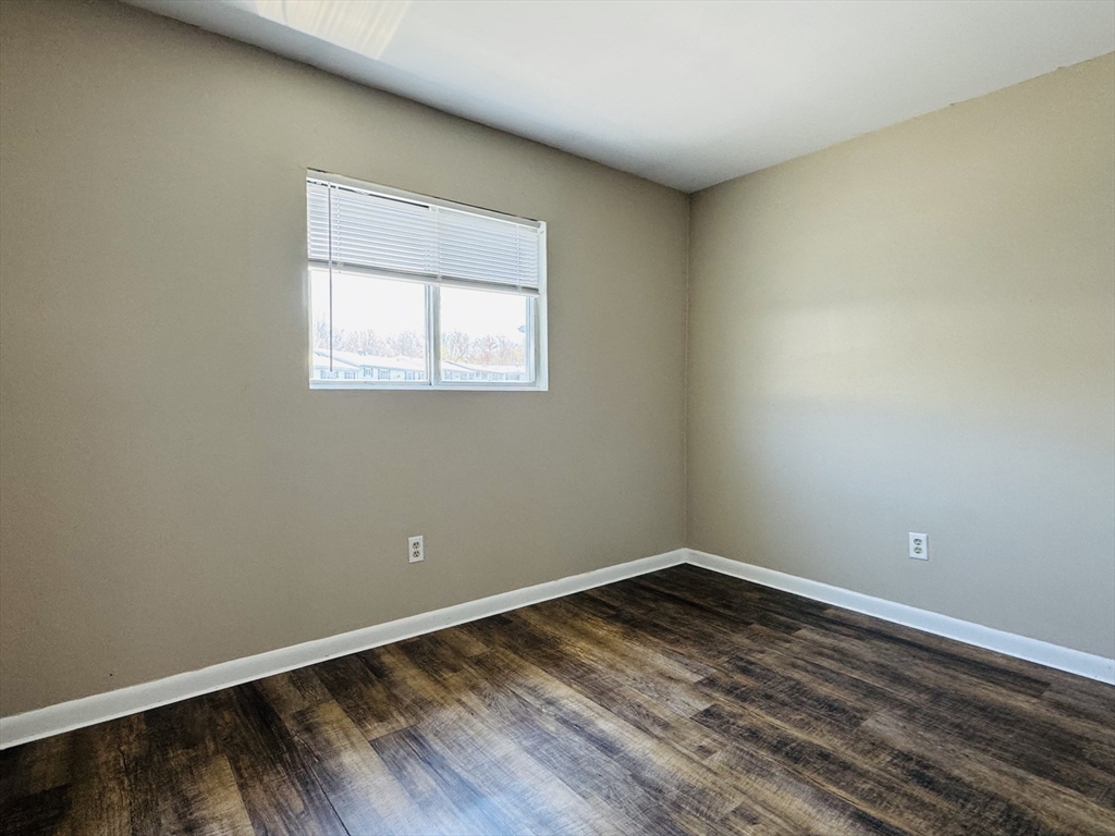 5455 North Main Street, Unit 4E Fall River, MA 02720 - Photo 17 of 20