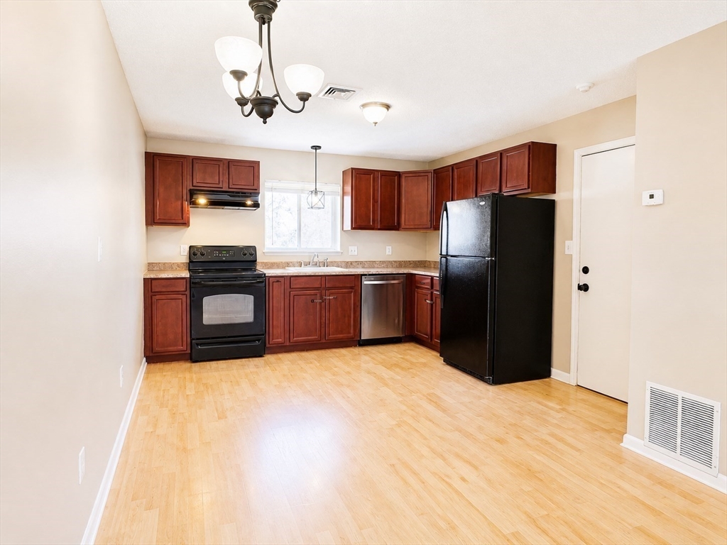 5455 North Main Street, Unit 4E Fall River, MA 02720 - Photo 5 of 20