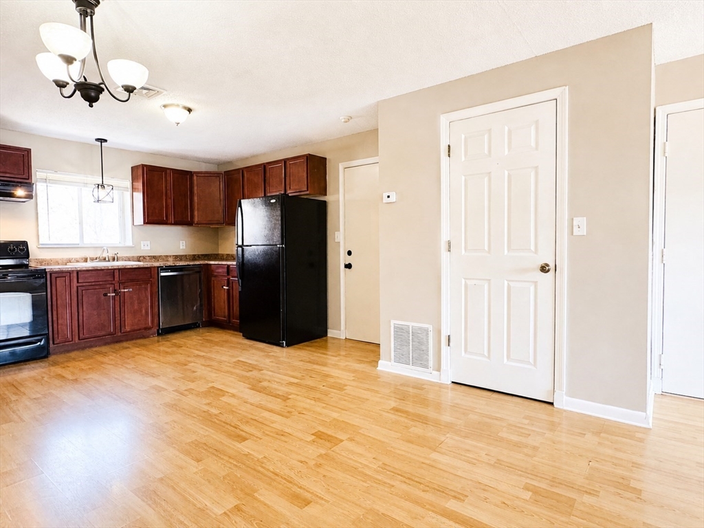 5455 North Main Street, Unit 4E Fall River, MA 02720 - Photo 7 of 20