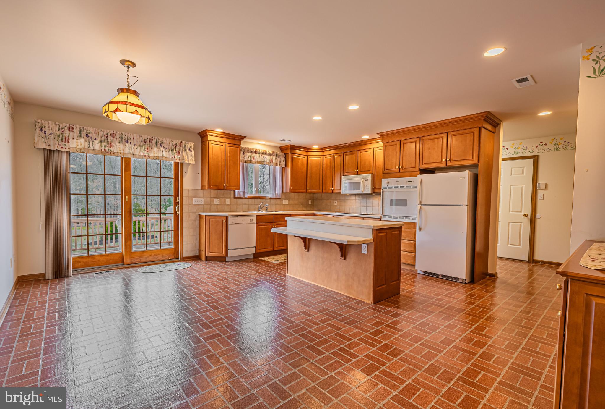 336 North 1st Road Hammonton, NJ 08037 - Photo 2 of 27 Gallery Image 2