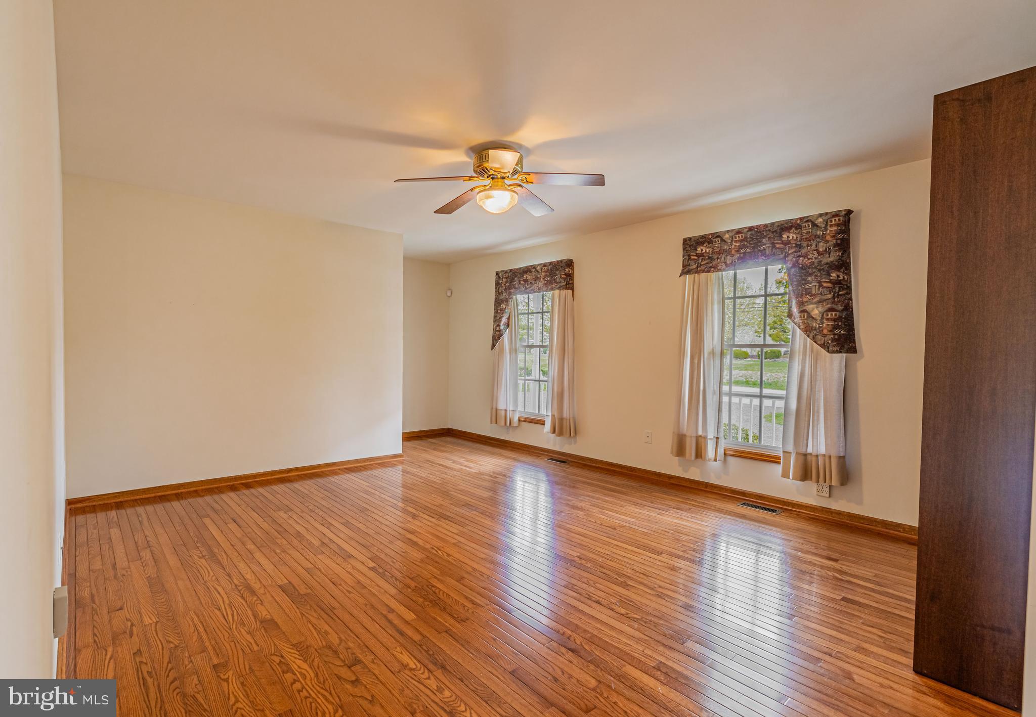 336 North 1st Road Hammonton, NJ 08037 - Photo 3 of 27 Gallery Image 3