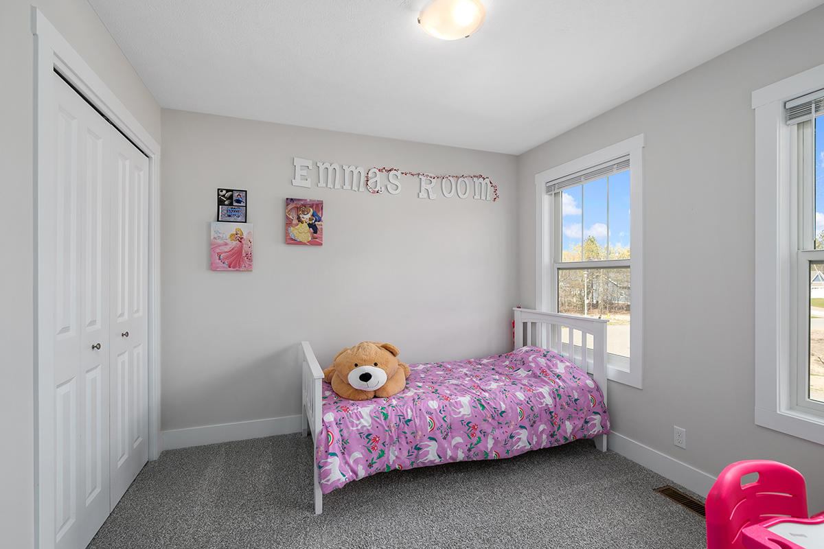 6017 Turtle Ridge Muskegon, MI 49444 - Photo 23 of 35 Bedroom 2