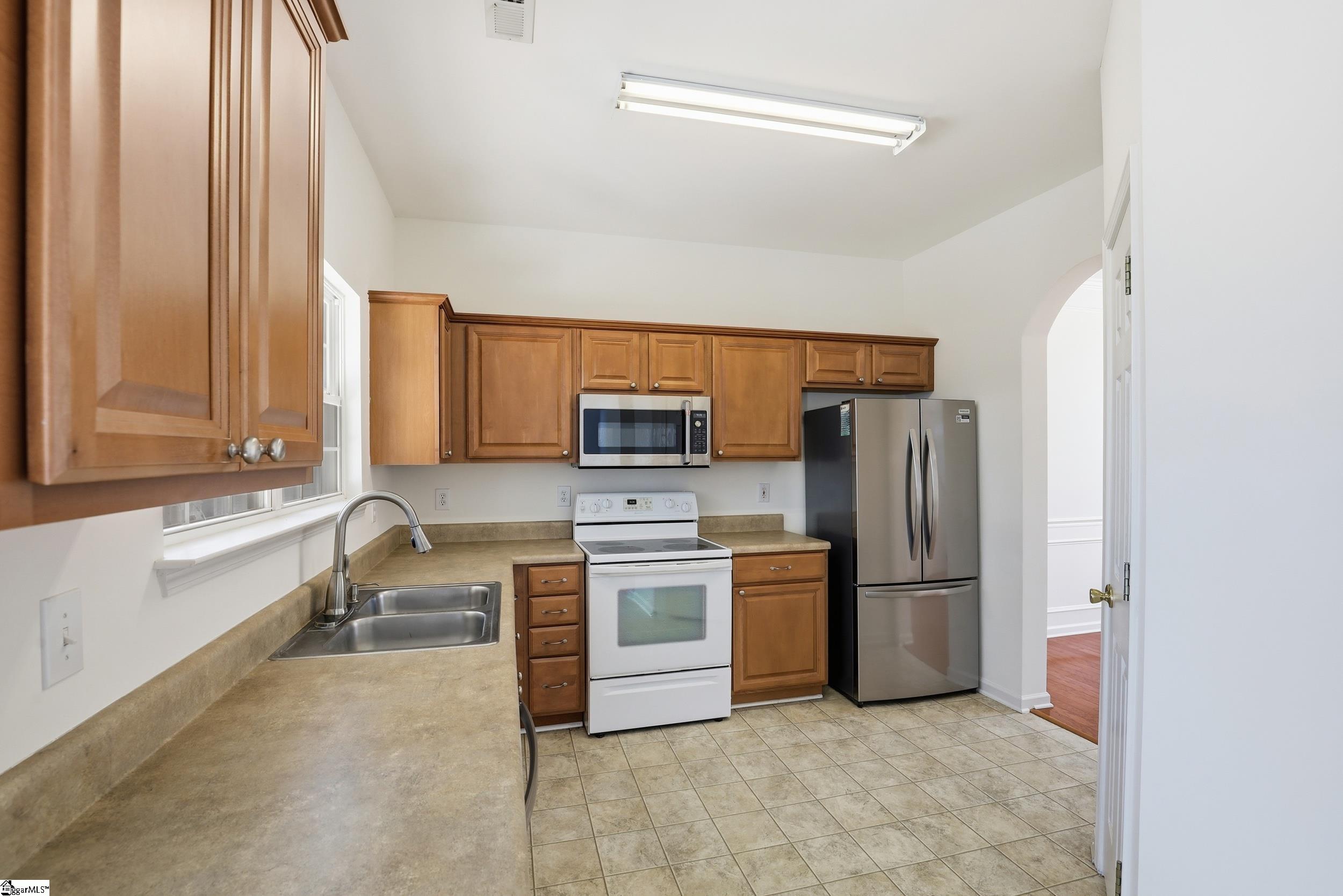 213 Worcester Lane Easley, SC 29642 - Photo 8 of 39