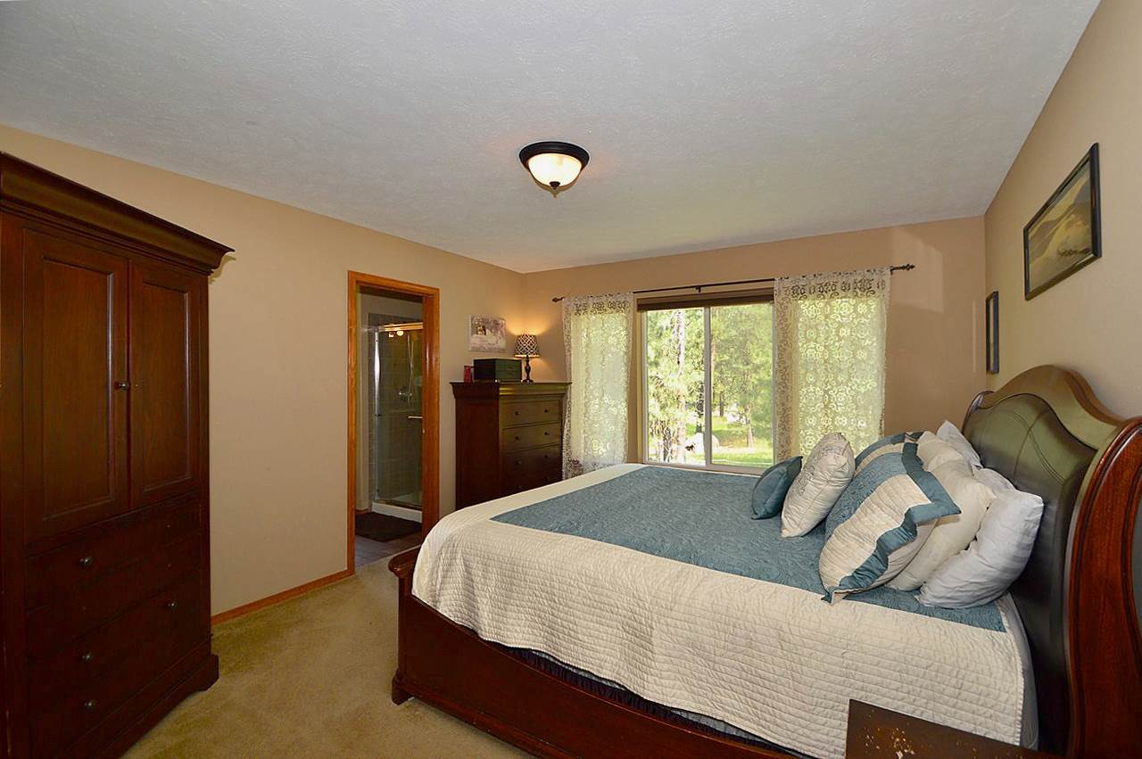 711 East Westcrest Road Colbert, WA 99005 - Photo 12 of 20