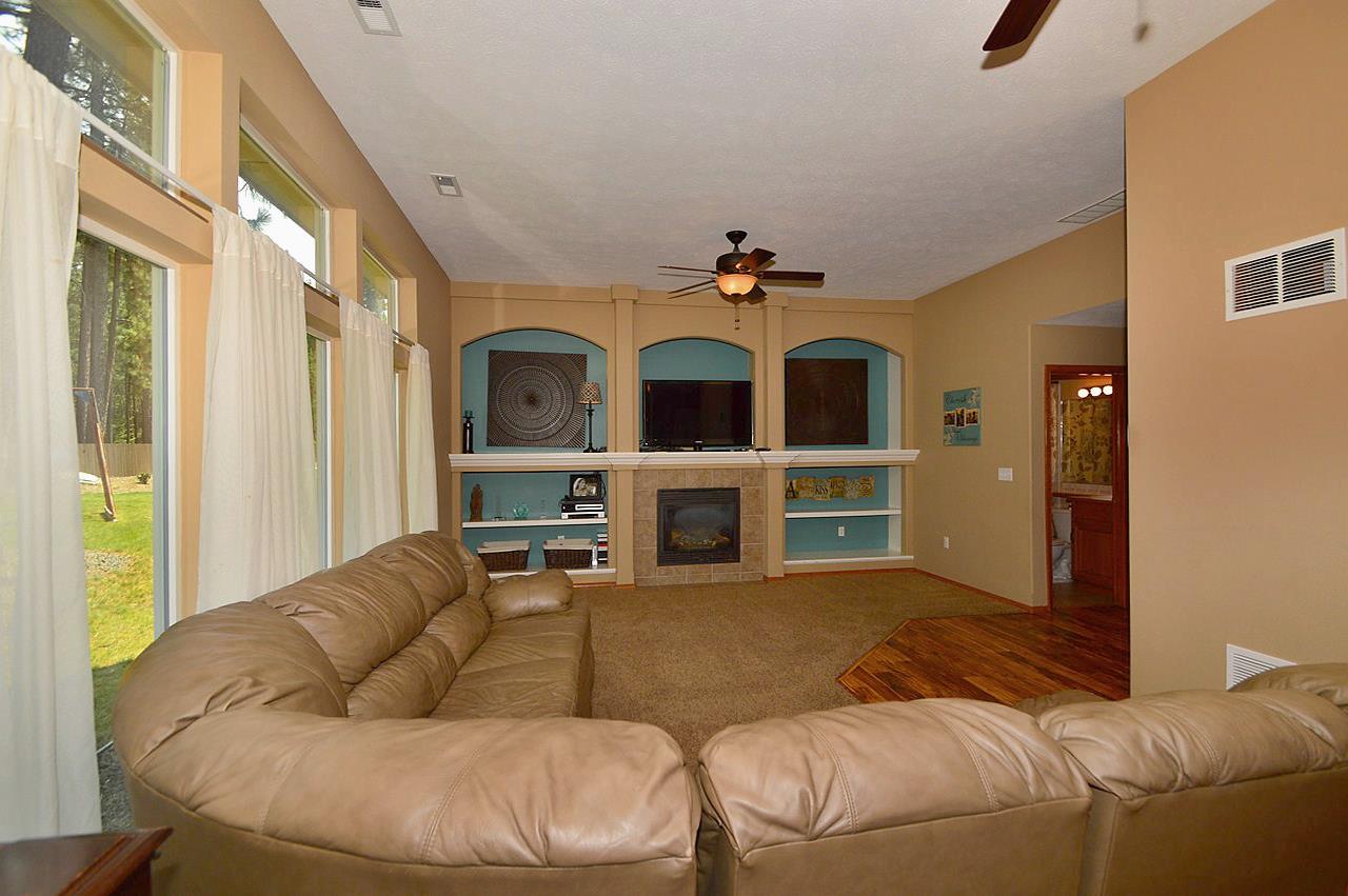 711 East Westcrest Road Colbert, WA 99005 - Photo 9 of 20