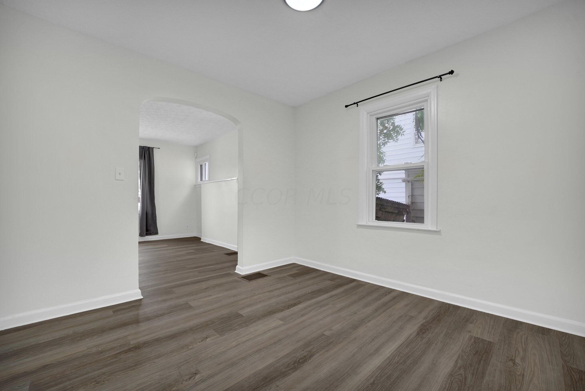 64 North James Road Columbus, OH 43213 - Photo 18 of 20 4D407C5D-7015-43E8-A629-6784715BFE70