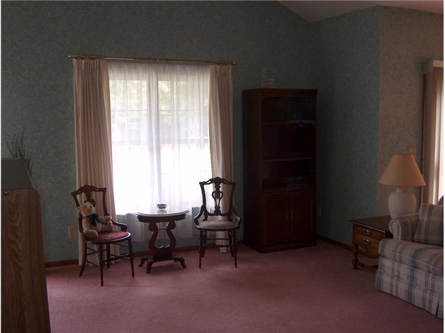 7690 Slate Ridge Boulevard Reynoldsburg, OH 43068 - Photo 10 of 18