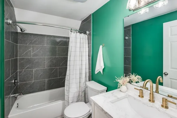 $424,900 | 21 Holly Lane, Farmington, NH 03835