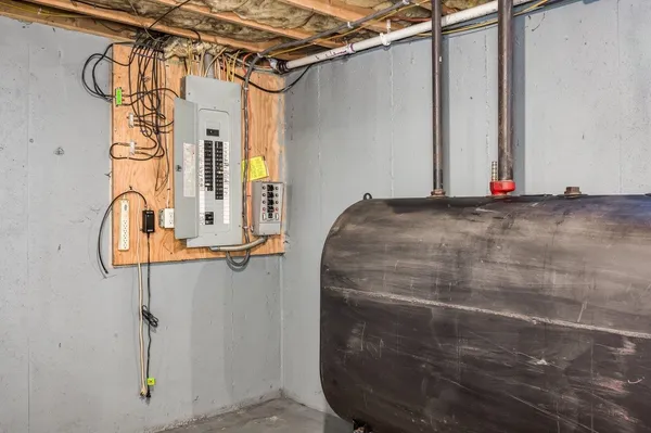 $424,900 | 21 Holly Lane, Farmington, NH 03835