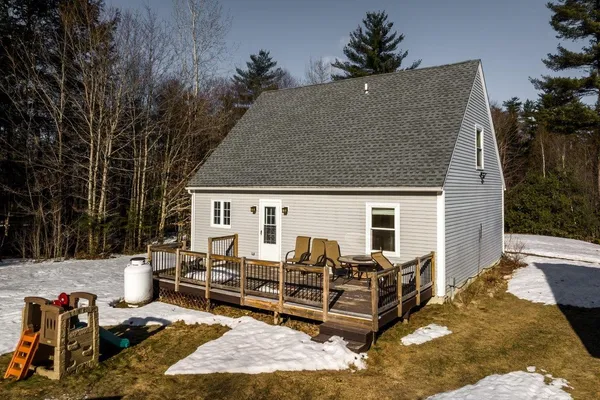 $424,900 | 21 Holly Lane, Farmington, NH 03835