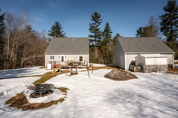 $424,900 | 21 Holly Lane, Farmington, NH 03835
