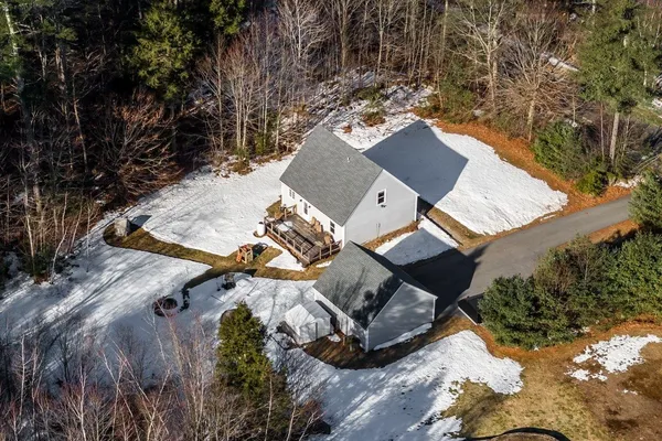 $424,900 | 21 Holly Lane, Farmington, NH 03835