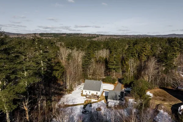 $424,900 | 21 Holly Lane, Farmington, NH 03835