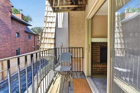 $169,900 | 3608 Gillham Road, Unit 26, Kansas City, MO 64111