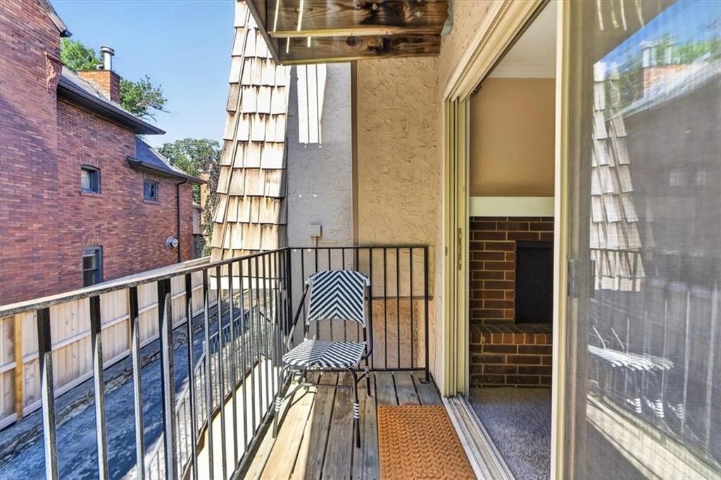 3608 Gillham Road, Unit 26 Kansas City, MO 64111 - Photo 21 of 45