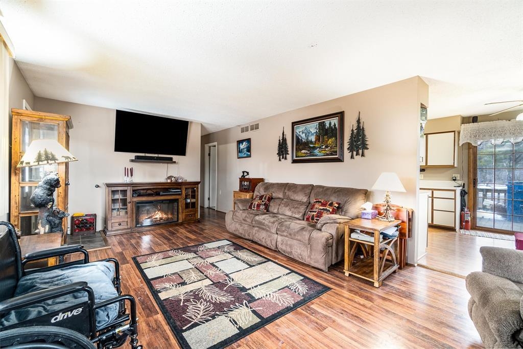 1095 East Brushaber Road Hope, MI 48628 - Photo 14 of 25 Gallery Image 14