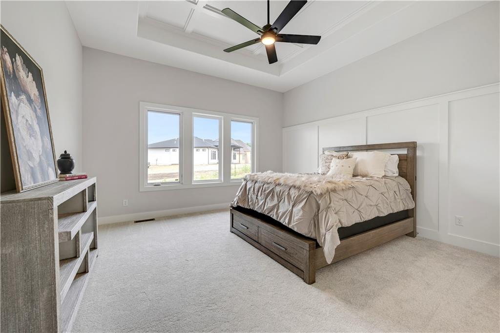 9836 Shady Bend Road Lenexa, KS 66227 - Photo 16 of 29