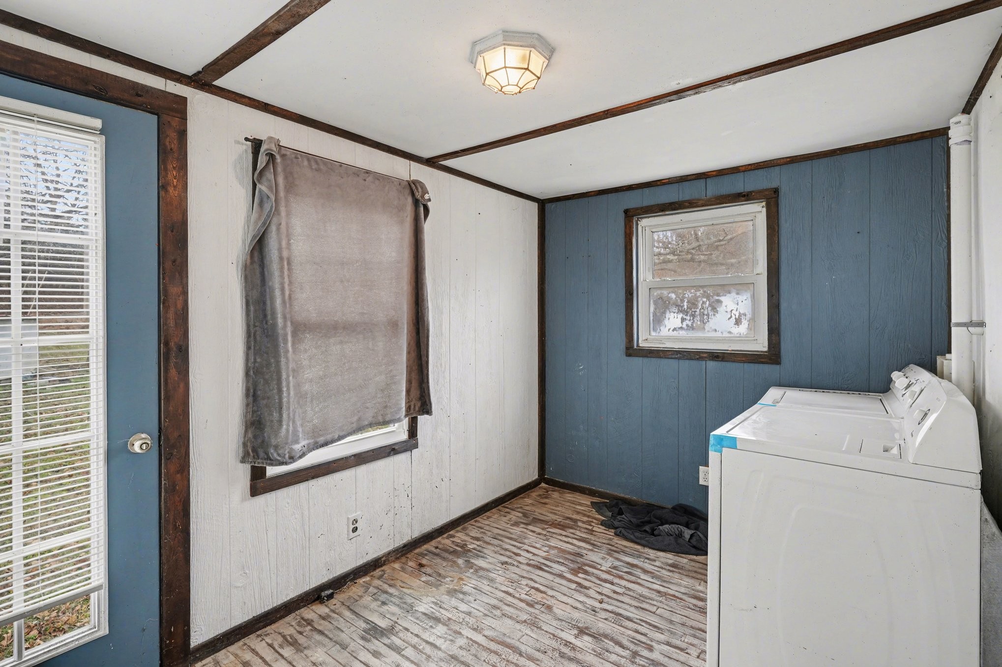 1323 Old Stage Road Charlotte, TN 37036 - Photo 16 of 25 a view of utility room