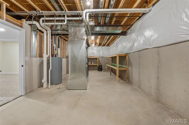 $550,000 | 8458 Herrick Park Drive, Troy, IL 62294