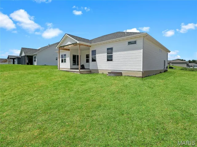 $550,000 | 8458 Herrick Park Drive, Troy, IL 62294