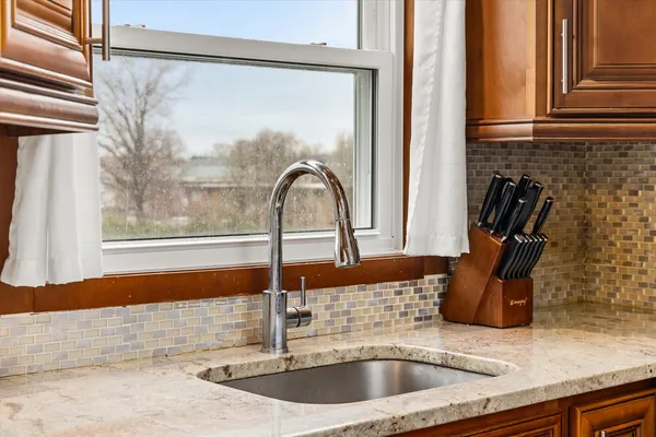 $162,500 | 10747 South Harlem Avenue, Unit B3, Worth, IL 60482