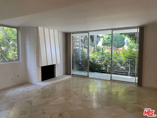 $5,895 | 9297 Burton Way, Unit 1, Beverly Hills, CA 90210