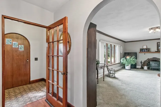 $395,000 | 523 West Edgewater Street, Portage, WI 53901